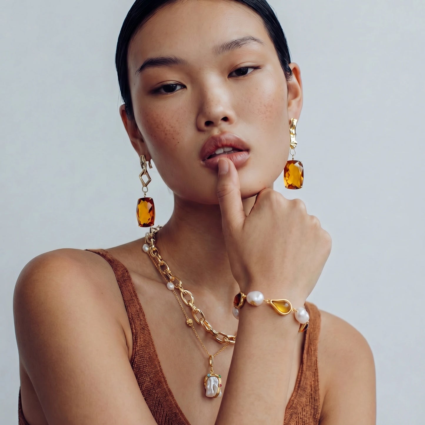 Golden Teardrop Bracelet
