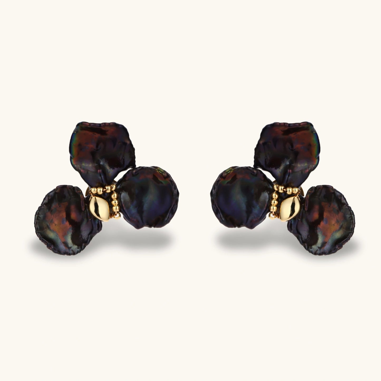 Midnight Bloom Pearl Earrings