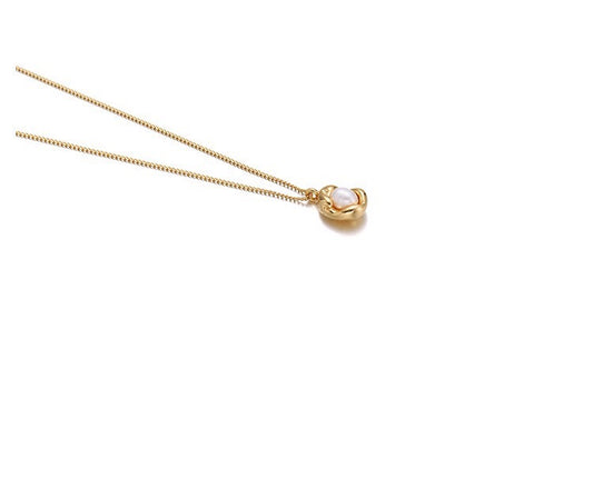 Parisian Pearl Necklace