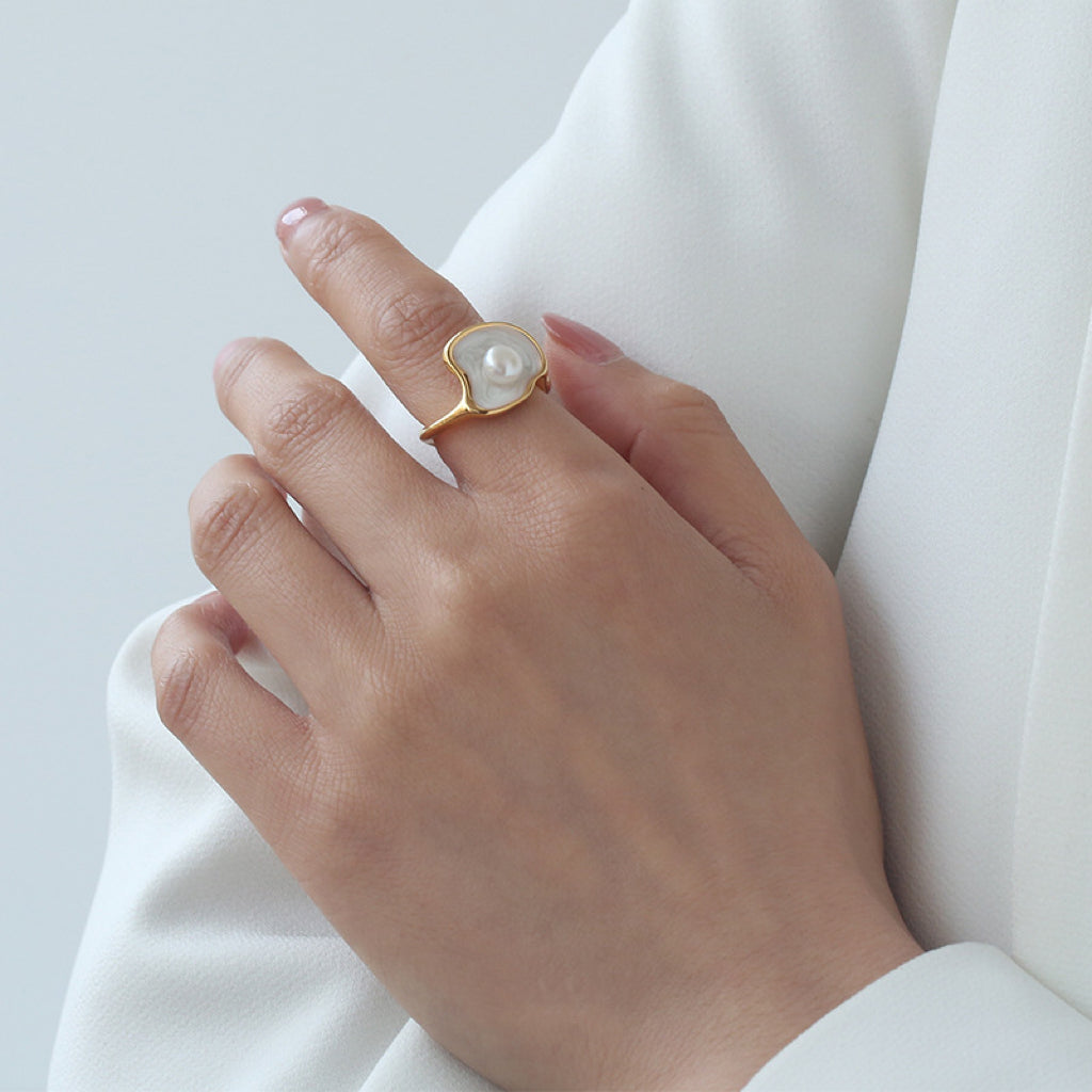Natural Pearl Oil Drop Ring - Modingo Modingo